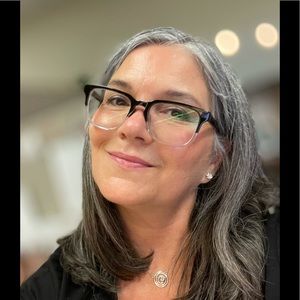 Meet your Posher, Maureen